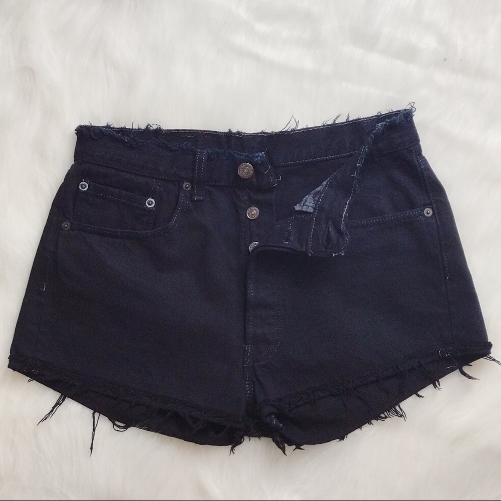 Vintage Levi’s Black 501 Cutoffs C08